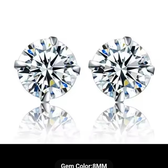 Elegant Silver Stud Earrings Set - Picture 16 of 16